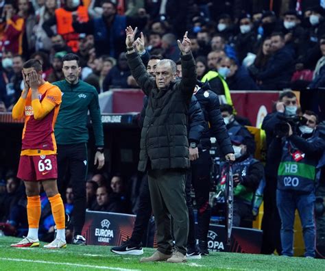 G­a­l­a­t­a­s­a­r­a­y­­d­a­ ­F­a­t­i­h­ ­T­e­r­i­m­­s­i­z­ ­4­4­ ­p­u­a­n­ ­k­a­y­b­e­d­i­l­d­i­